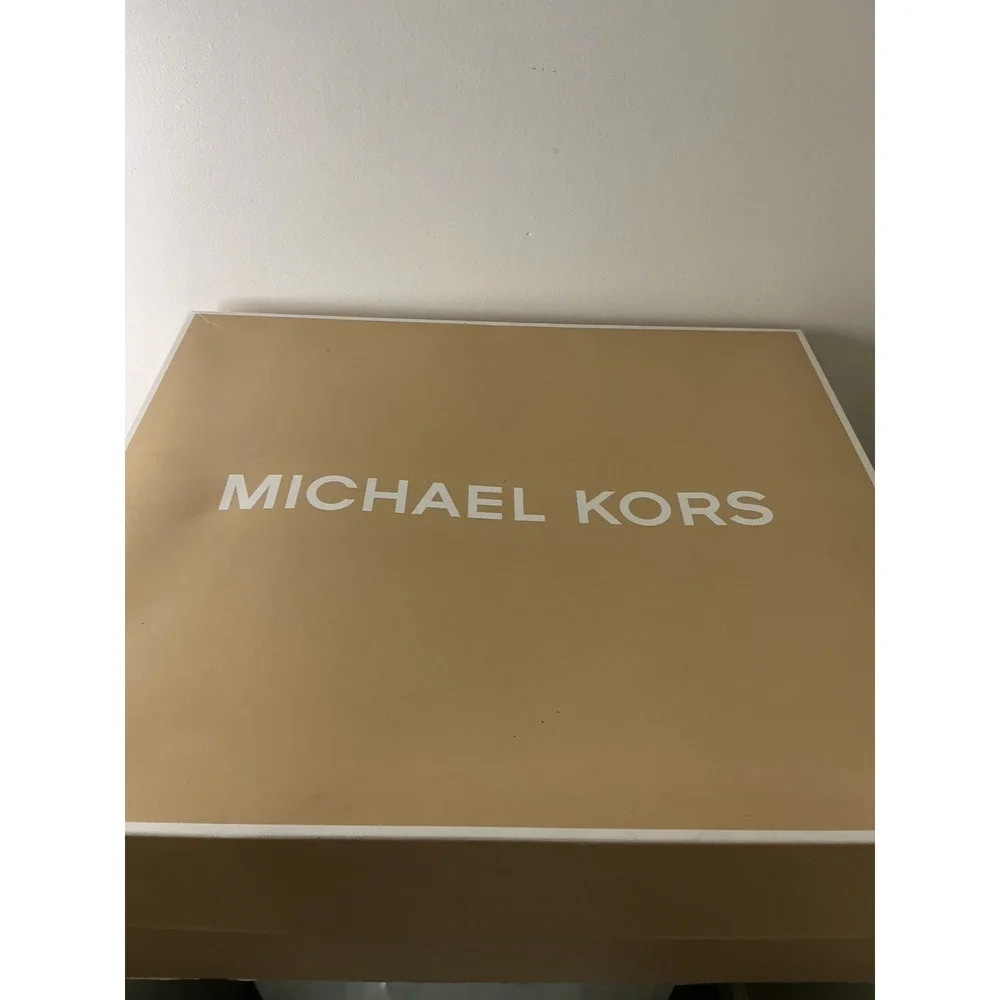 Michael Kors up sale
